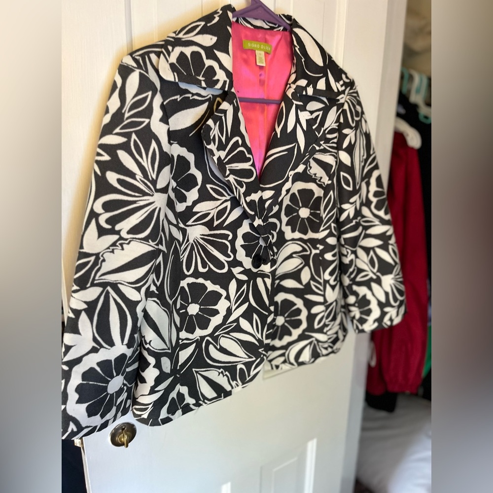 Short floral jacket